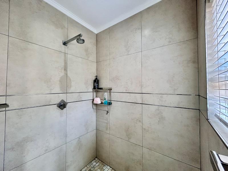 3 Bedroom Property for Sale in Caribbean Beach Club North West